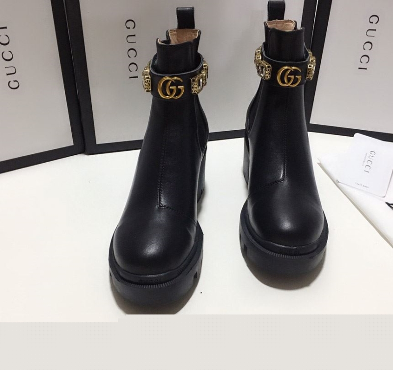 G*u*i boots